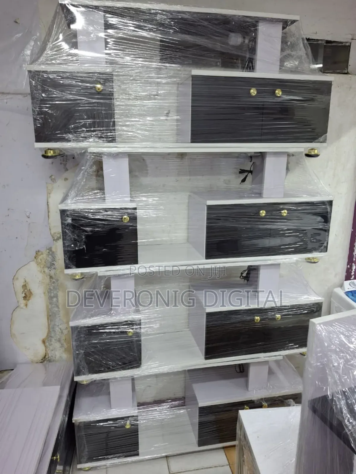 Modern Tv Stand With Led Lights*