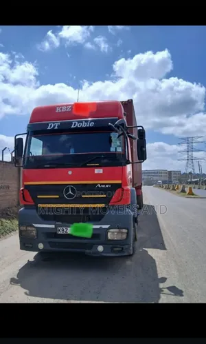 Transit Container Trailers Available For Cross Border Jobs