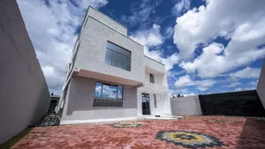 4bdrm Maisonette in Joska for sale