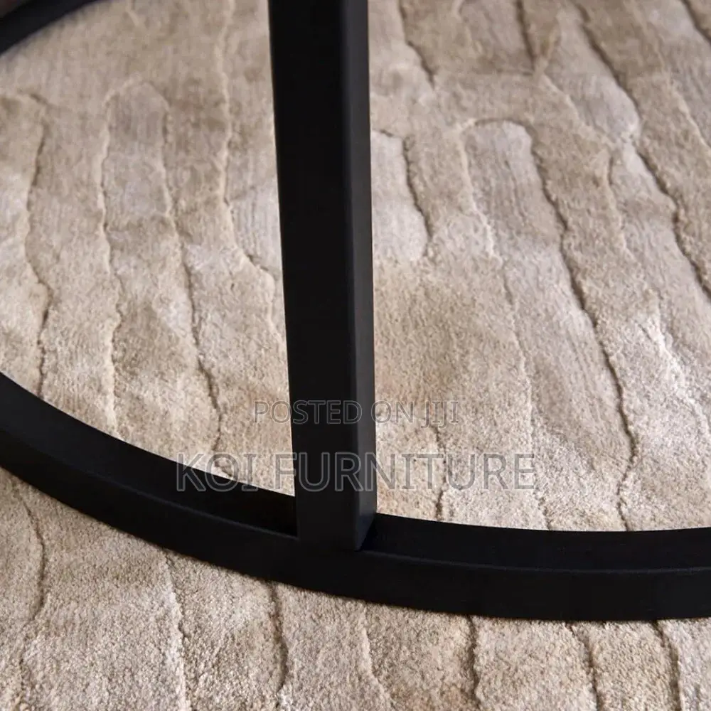 Coffee Table; Round Black Marble Coffee Table