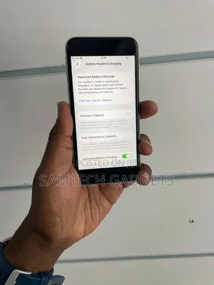 Apple iPhone SE (2022) 64 GB White