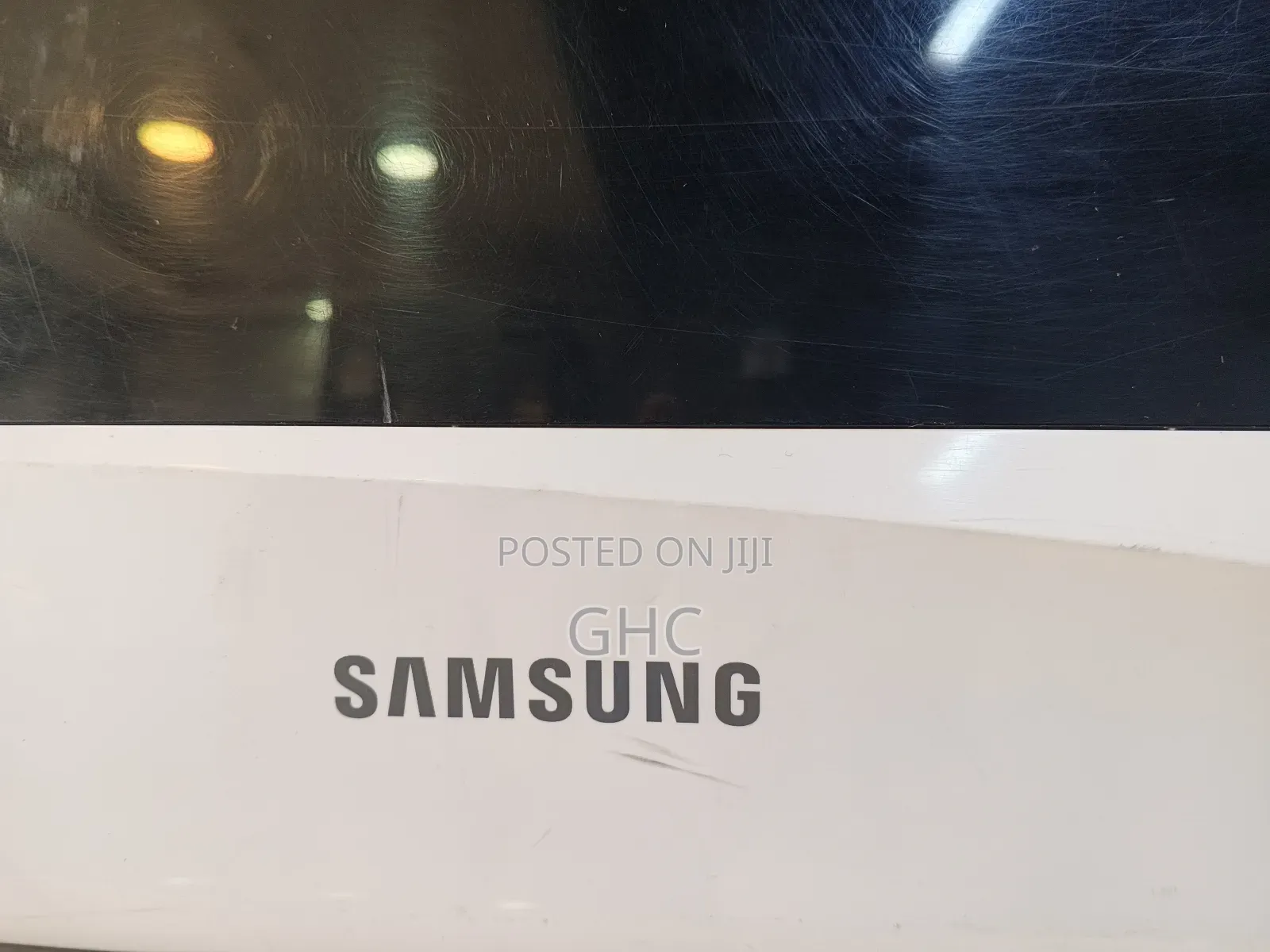 Samsung Microwave (White )
