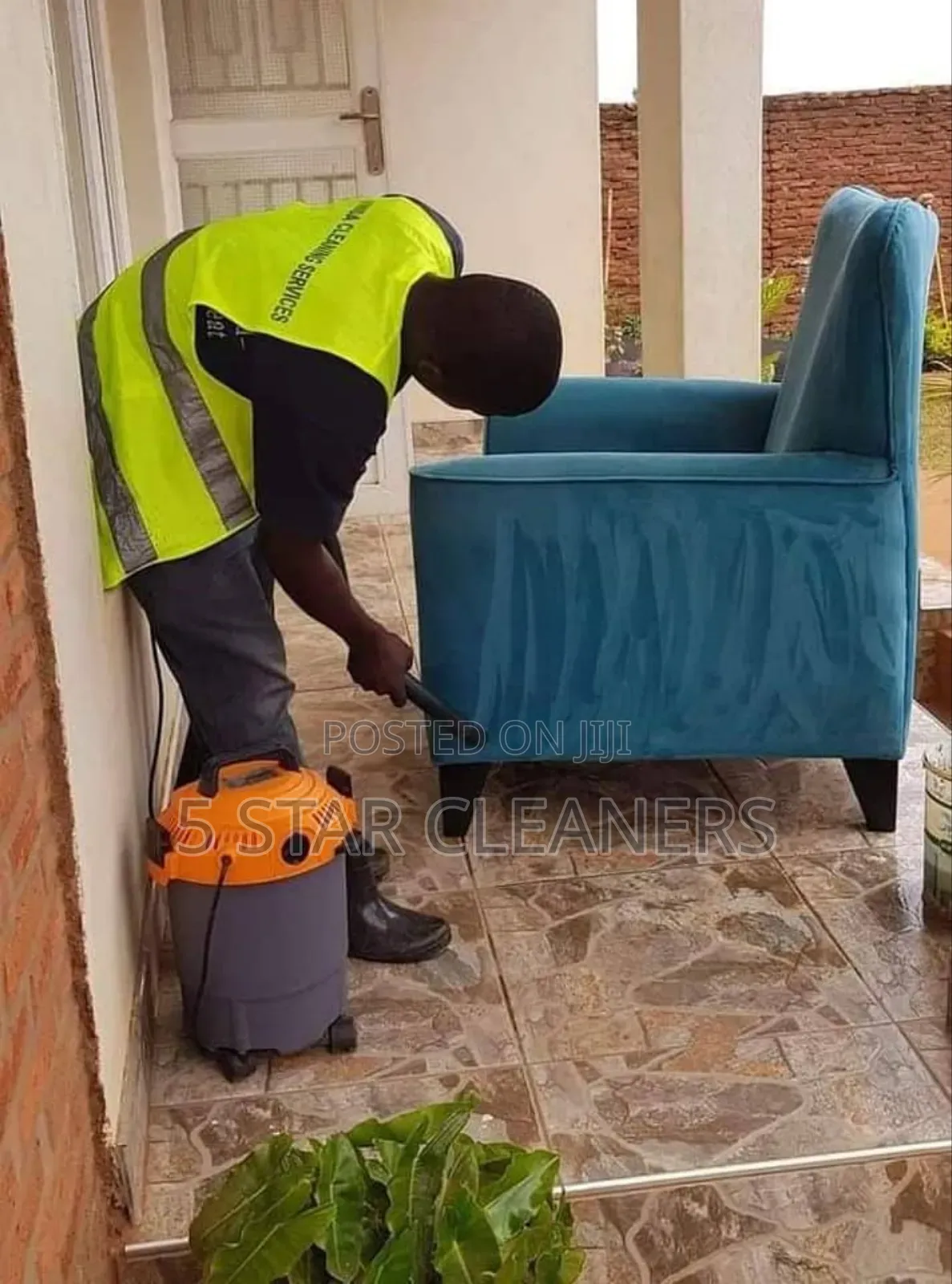 Upholstery/Sofaset Cleaning Services
