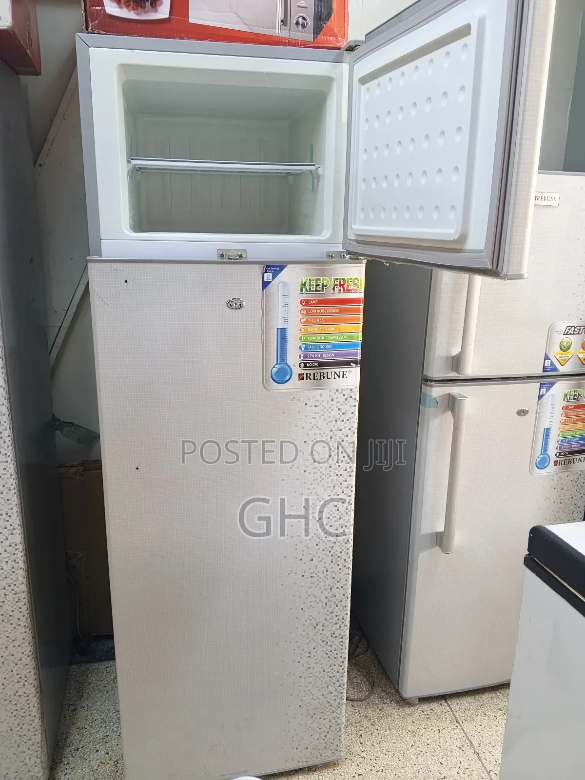 Rebune Refrigerator (Very Affordable)