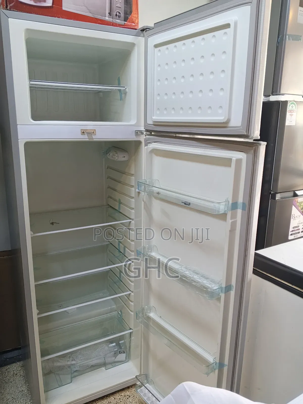 Rebune Refrigerator (Very Affordable)