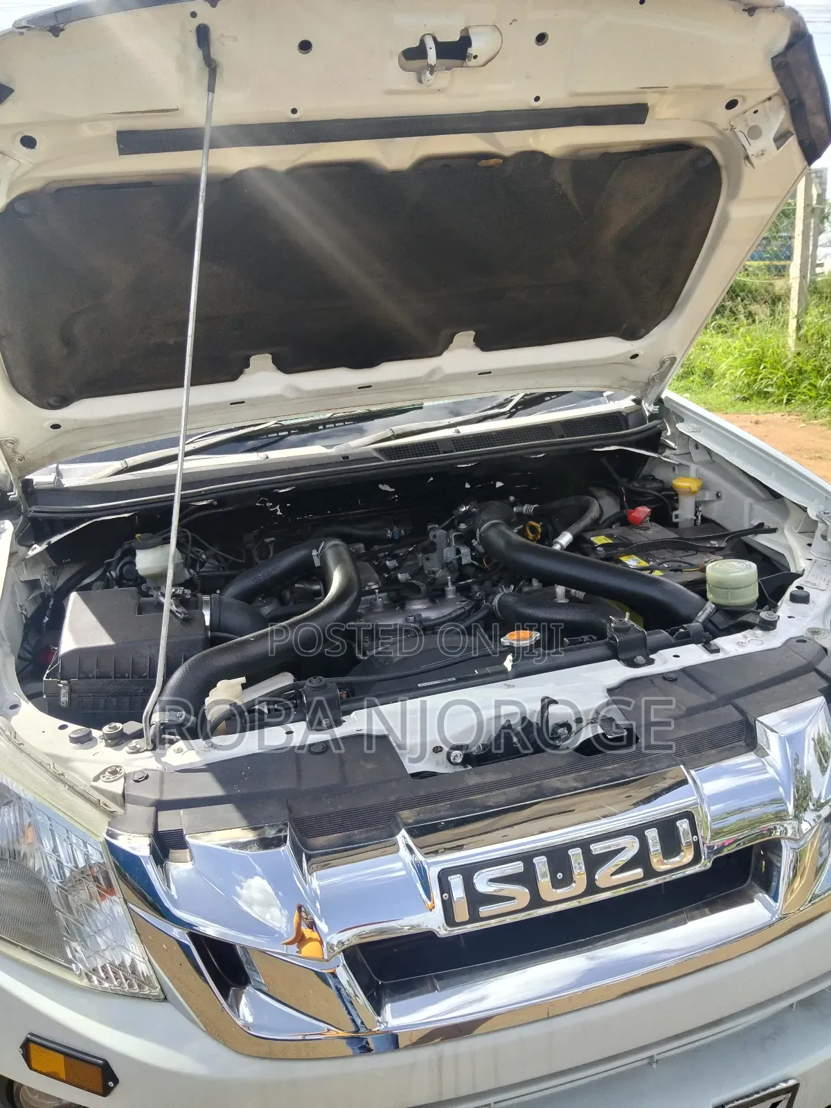 Isuzu D-MAX 2017 White