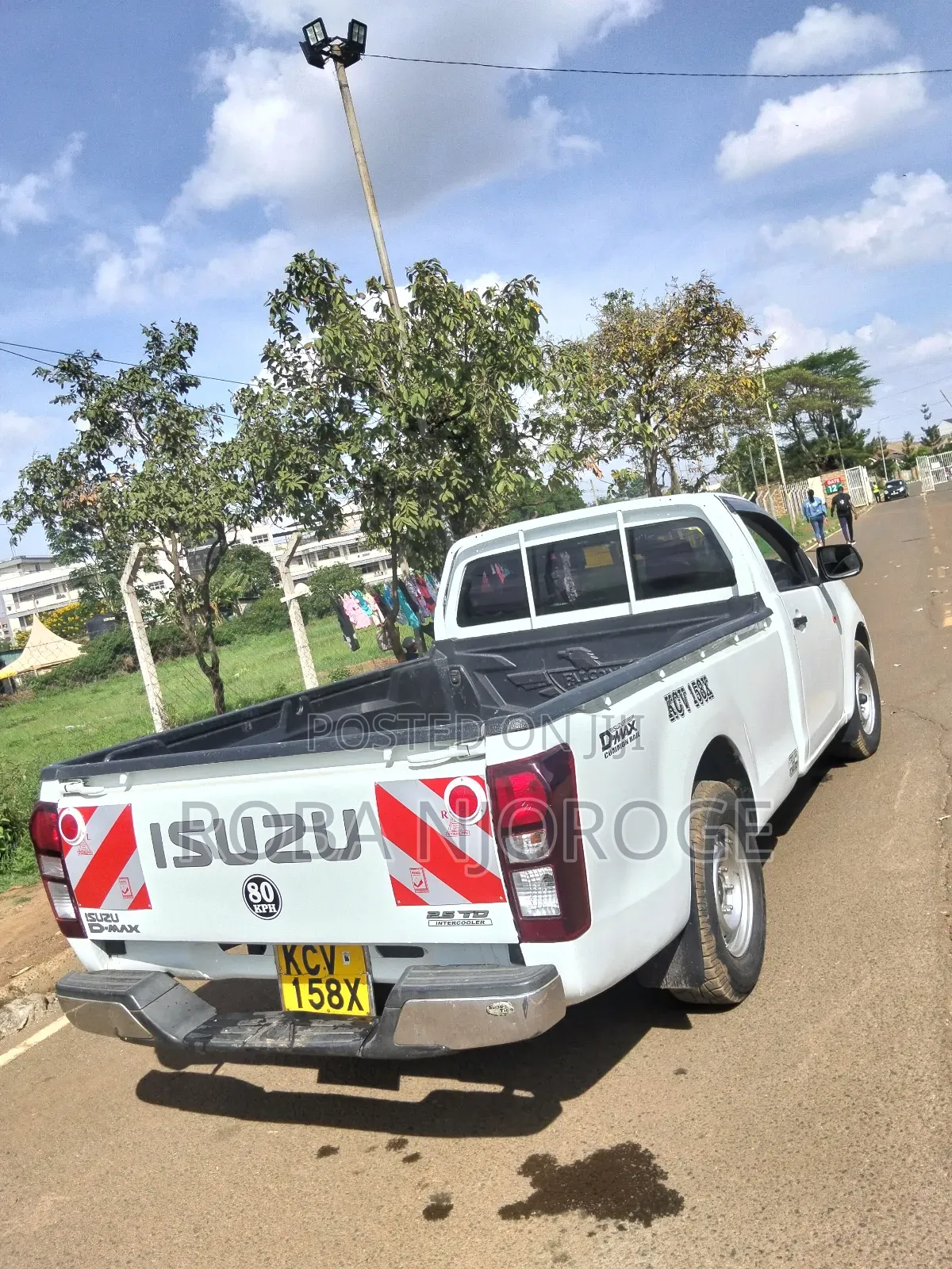 Isuzu D-MAX 2017 White