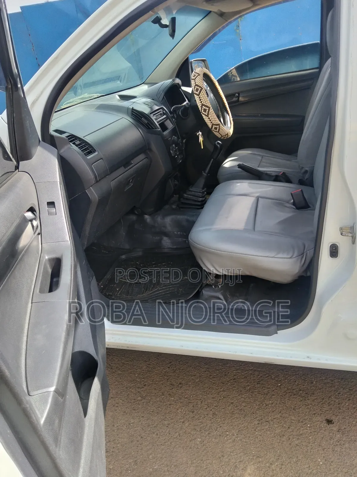 Isuzu D-MAX 2017 White