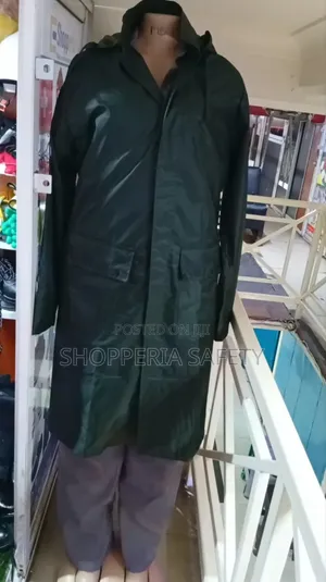 Heavy Raincoat With Lining