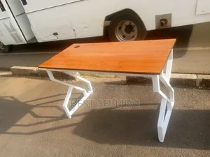 Brown Top White Metallic Stand Office Table