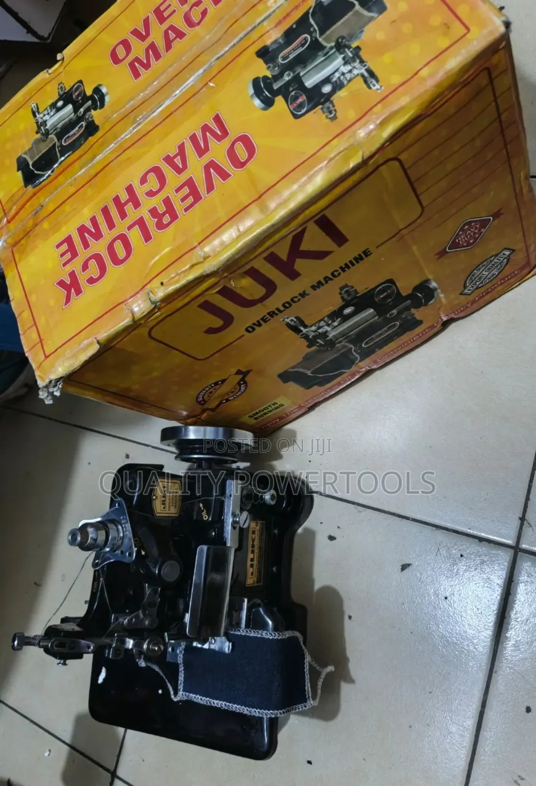 Overlock Sewing Machine-Excellent