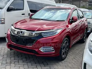 Honda Vezel 2019 Burgundy