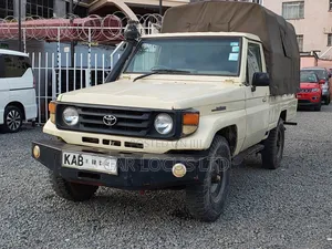 Toyota Land Cruiser 1990 Beige