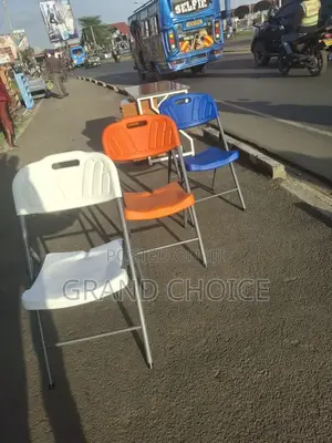 Ffoldable Chair