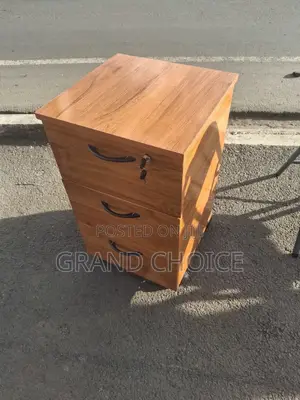 Paddestal Drawers