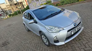 Toyota Aqua 2016