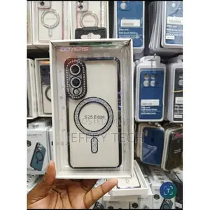 Samsung S25 Edge Clear Phone Case With Glitters