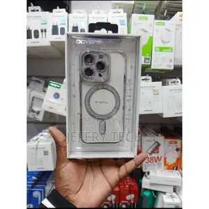 Apple iPhone 16 Pro Clear Phone Case With Glitters