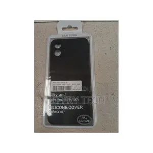 Samsung A17 Silicone Case Pouch