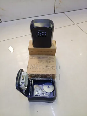 Weatherproof 4-Digit Combination Plastic Key Safe Box