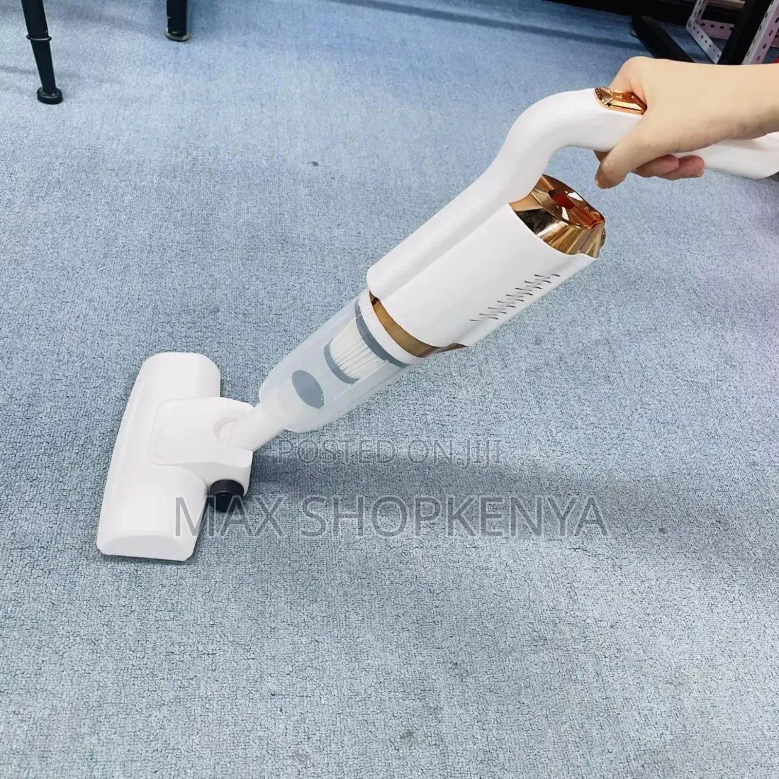 Wireless Rechargable Vacuum Cleaner