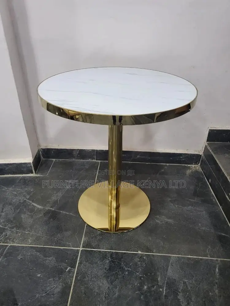 Dining Table; Round White Restaurant Dining Table