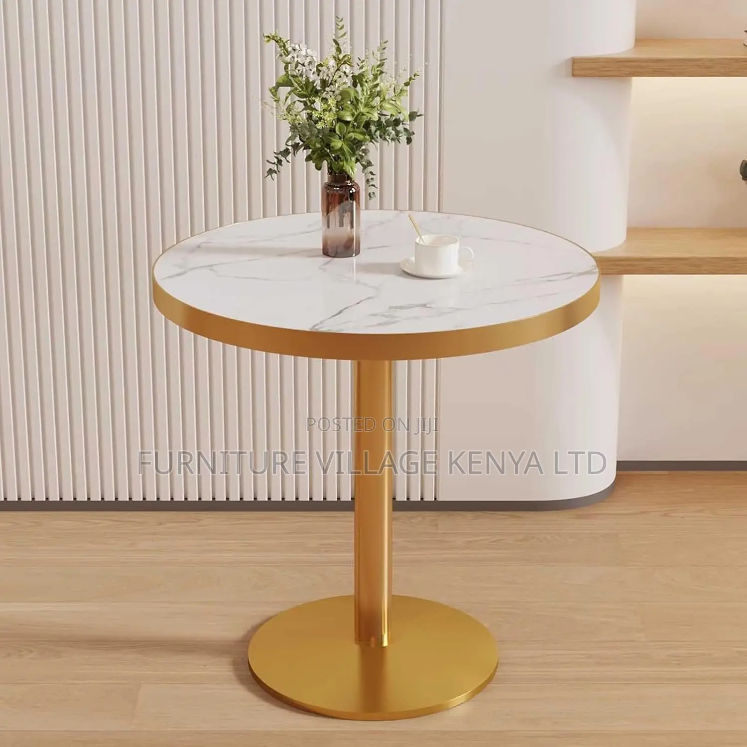 Dining Table; Round White Restaurant Dining Table