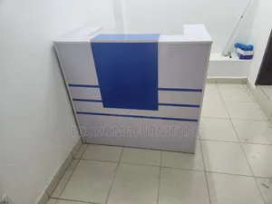 1400mm Reception Modern Desk