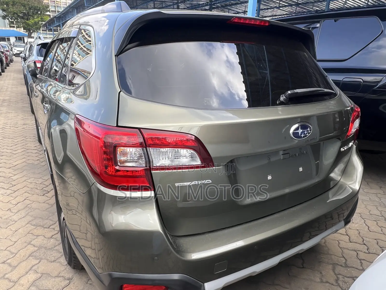 Subaru Outback 2019 Gray