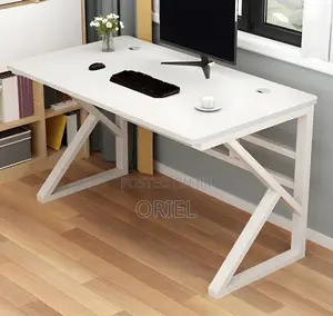 Office Desk : Spacious Table Top 120cm Home Office Computer Desk