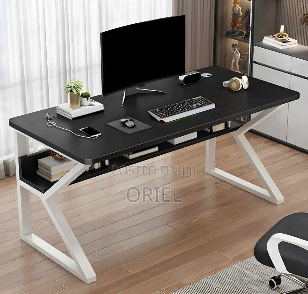 Office Desk : Spacious Table Top 120cm Home Office Computer Desk