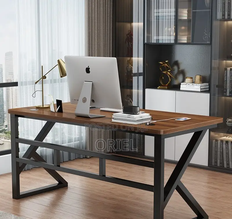 Office Desk : Spacious Table Top 120cm Home Office Computer Desk