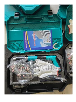 Restocked 
Concrete Nailgun 
With 100pcs Nails 
Gloves 
Goggles