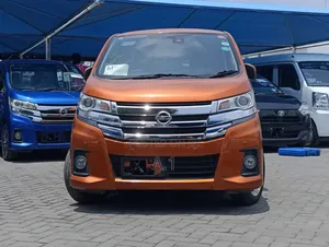 Nissan Dayz 2019 Orange