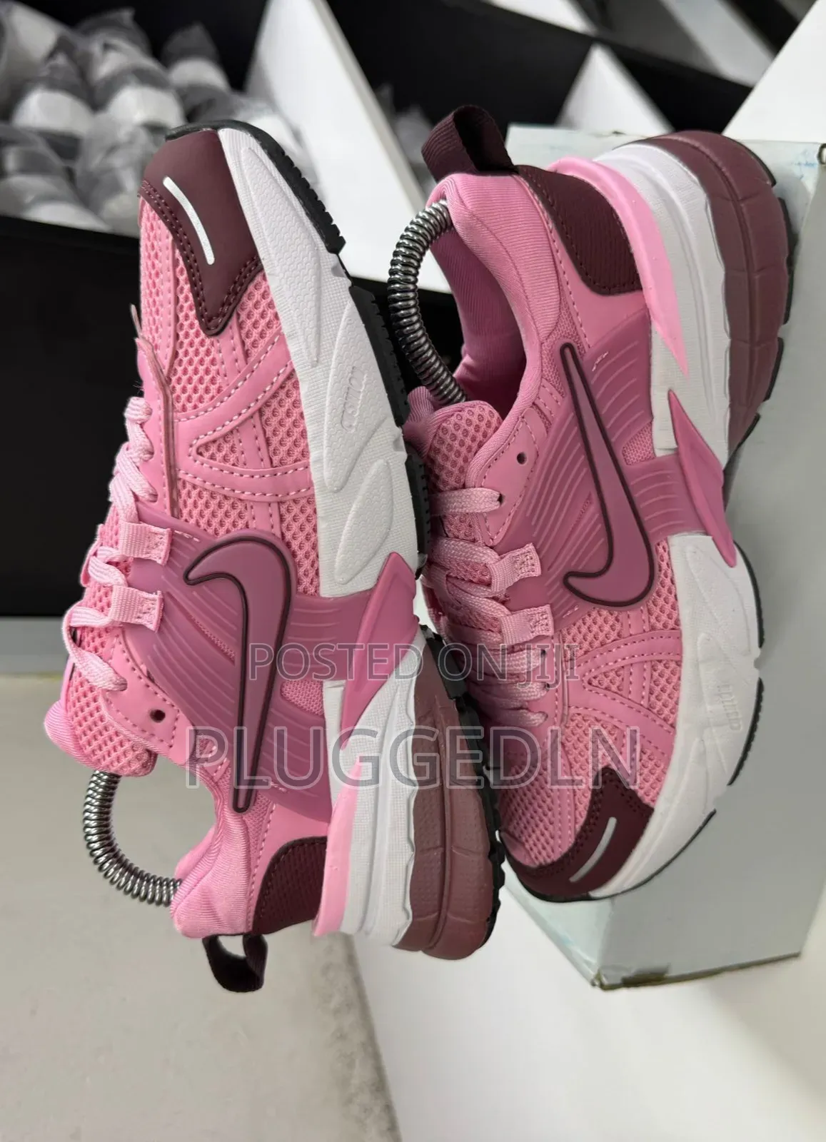 Nike V2k Run Pink/Burgundy .Size 36-40