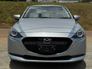 Mazda 2 2020 Silver
