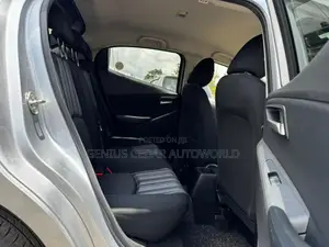 Mazda 2 2020 Silver