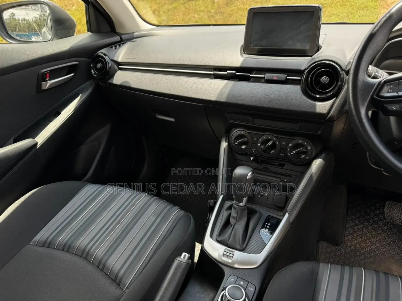 Mazda 2 2020 Silver