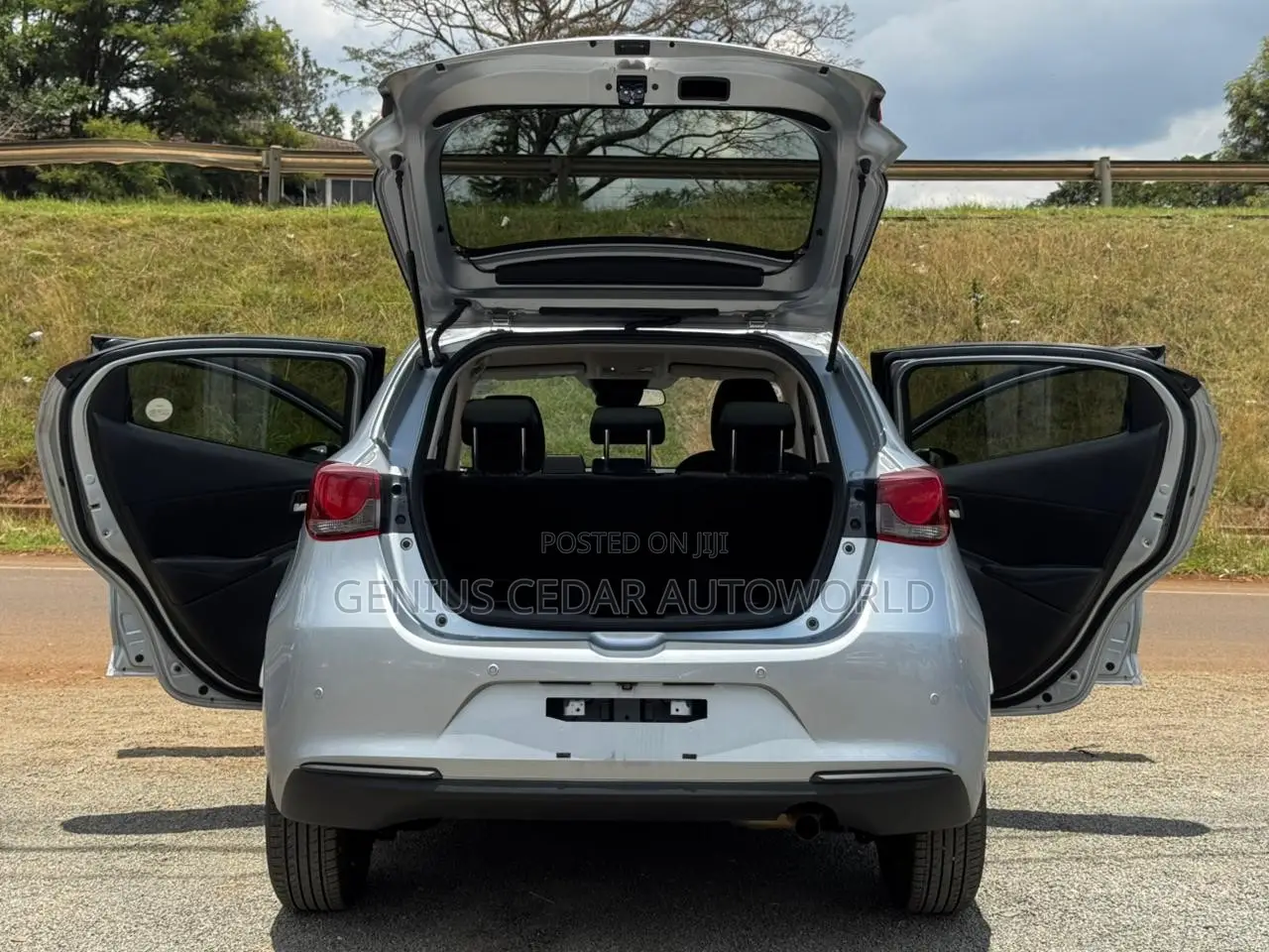 Mazda 2 2020 Silver