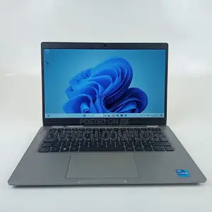 Laptop Dell Latitude 5320 32GB Intel Core i7 SSD 512GB