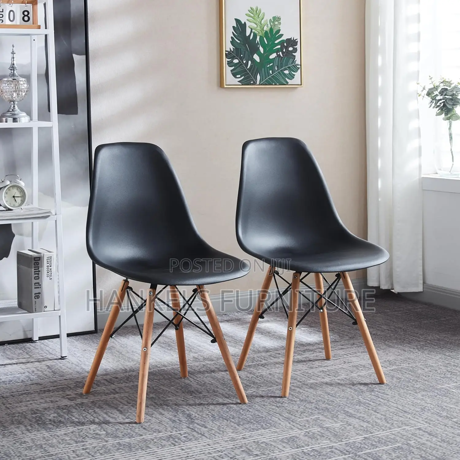 Black Eames Plastic Dining Chair
