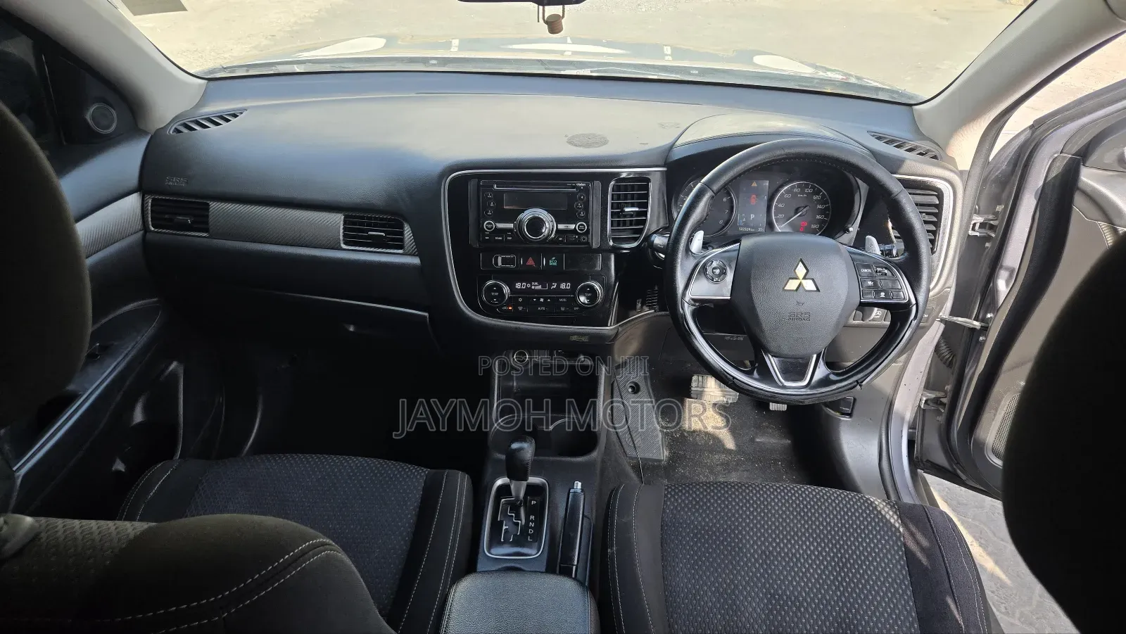 Mitsubishi Outlander 2016 Silver