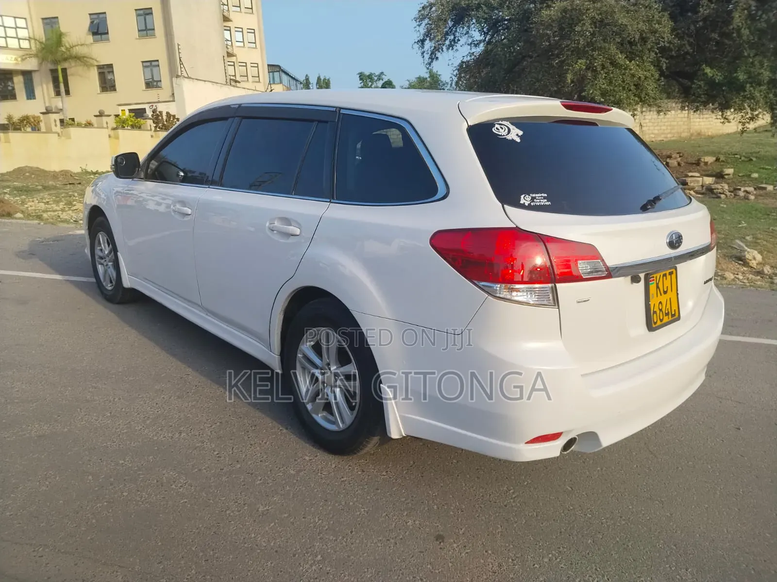 Subaru Legacy 2013 White