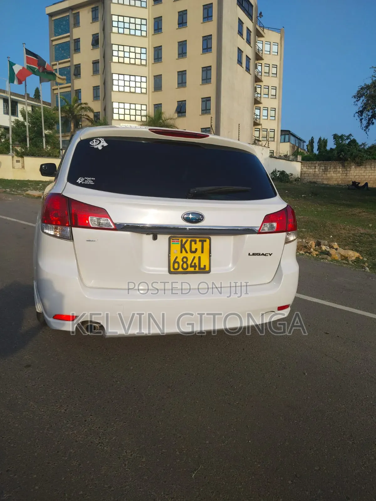 Subaru Legacy 2013 White