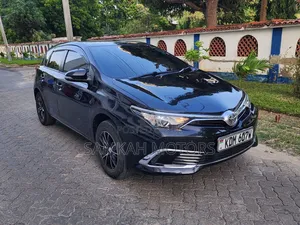 Toyota Auris 2017 Black