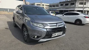 Mitsubishi Outlander 2015 Gray