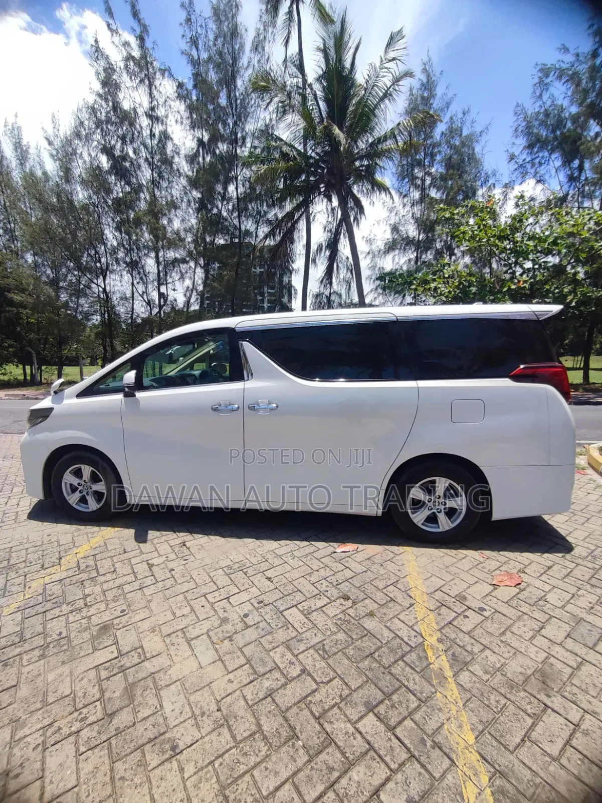 Toyota Alphard 2019 White