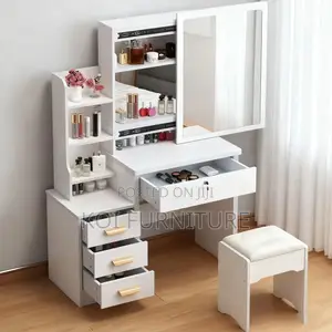 Dressers; Bedroom and Dressing Room Vanity Set Up