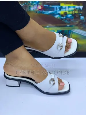 Low Heel Open Shoes