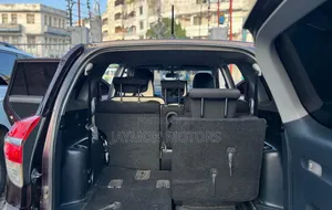 Toyota Vanguard 2013 Maroon